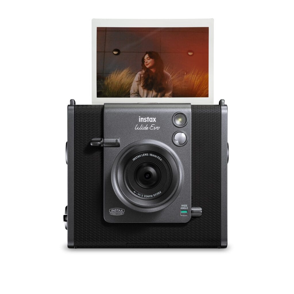 INSTAX Wide Evo disponible chez Germain Photo à Tours → Germain Photographie