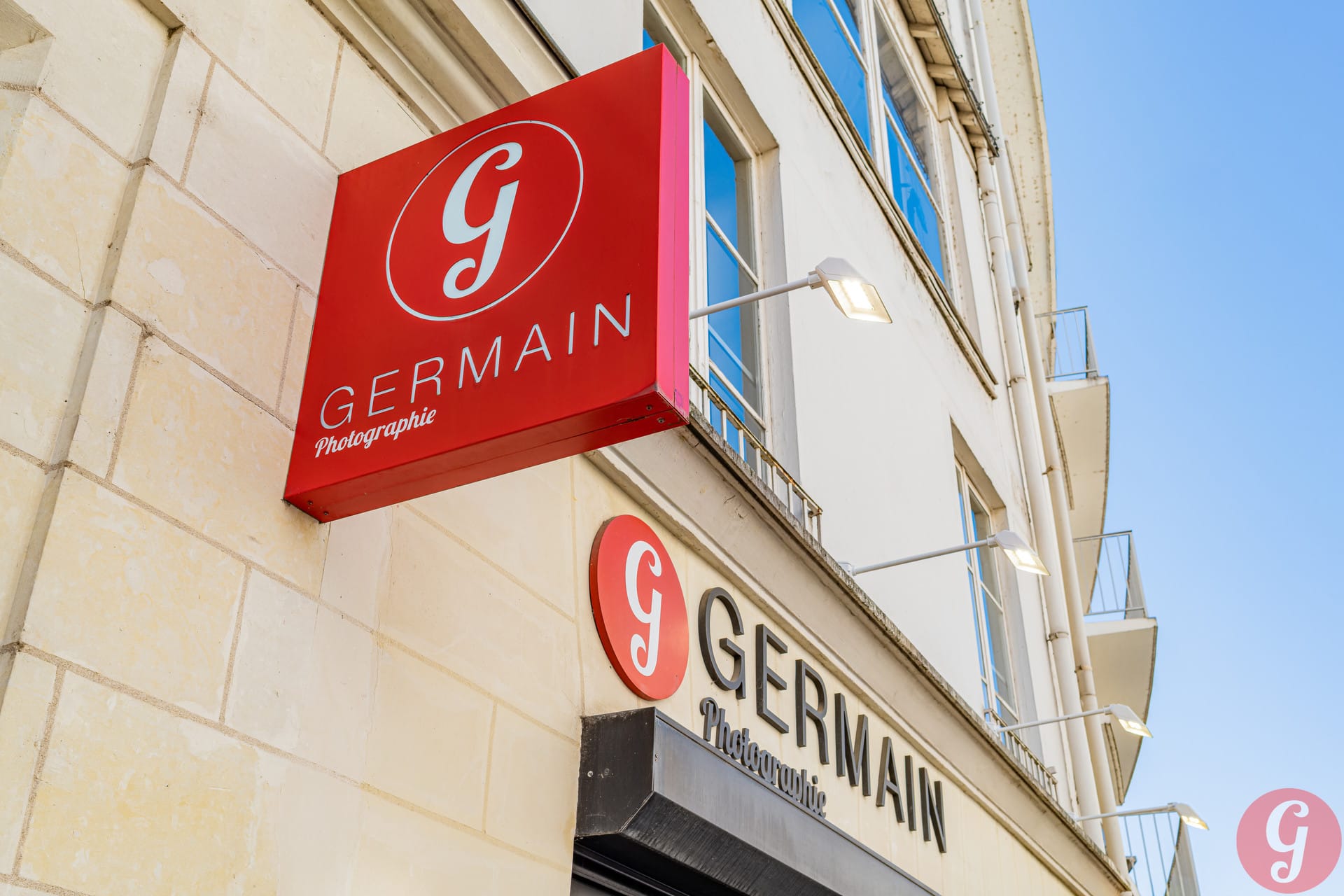 Germain photographie : Toujours plus de matériel en vitrine et en test !
